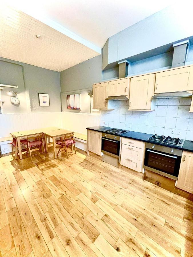 Central Edinburgh - Large Groups Apartman Kültér fotó